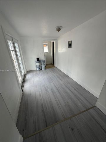 12455 SW 185th Ter, Miami, FL 33177