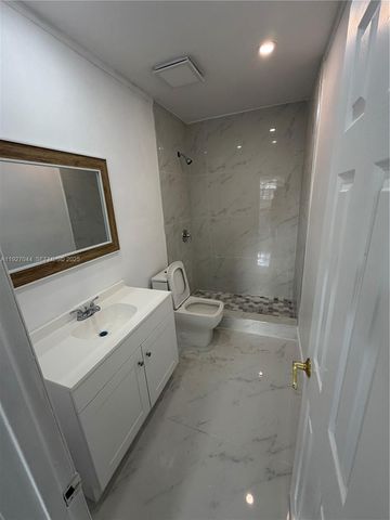 12455 SW 185th Ter, Miami, FL 33177