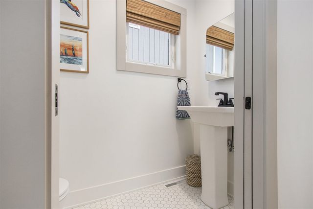 239 Cavelier Avenue, Saint Joseph, MI 49085