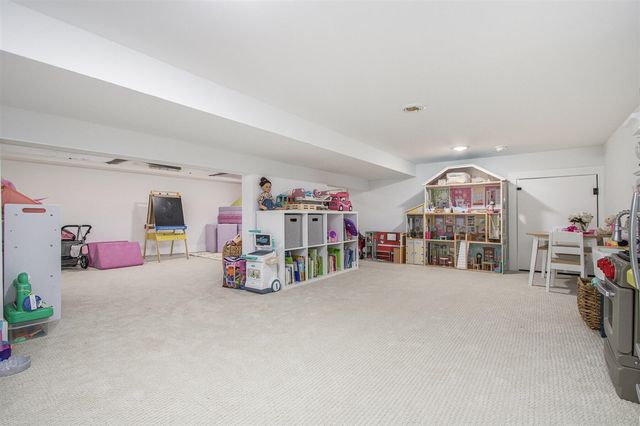 239 Cavelier Avenue, Saint Joseph, MI 49085