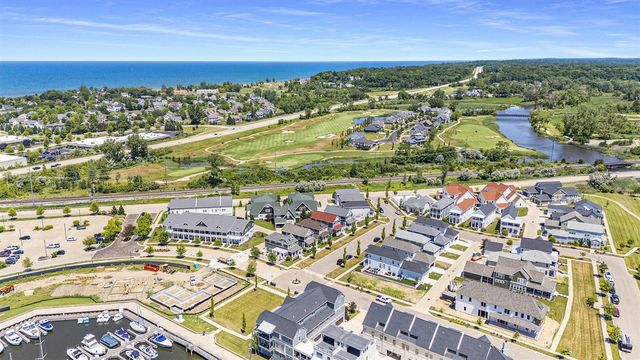 239 Cavelier Avenue, Saint Joseph, MI 49085