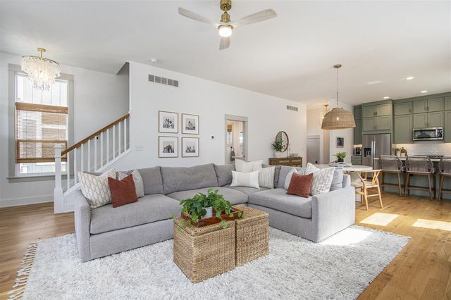 239 Cavelier Avenue, Saint Joseph, MI 49085