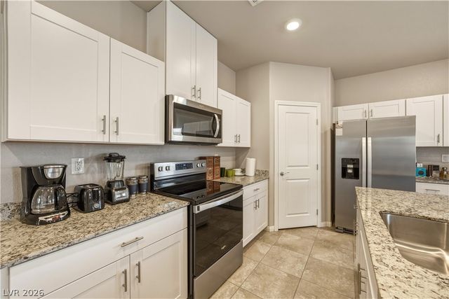 73 Hawk Avenue, Pahrump, NV 89060