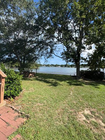 1665 Taw Caw Drive, Summerton, SC 29148