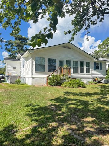 1665 Taw Caw Drive, Summerton, SC 29148