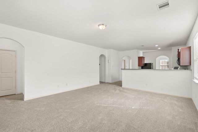 718 Crystal Lakes Drive, Brookshire, TX 77423