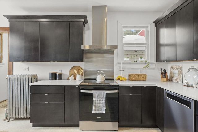 318 W Lakeside Street, Madison, WI 53715