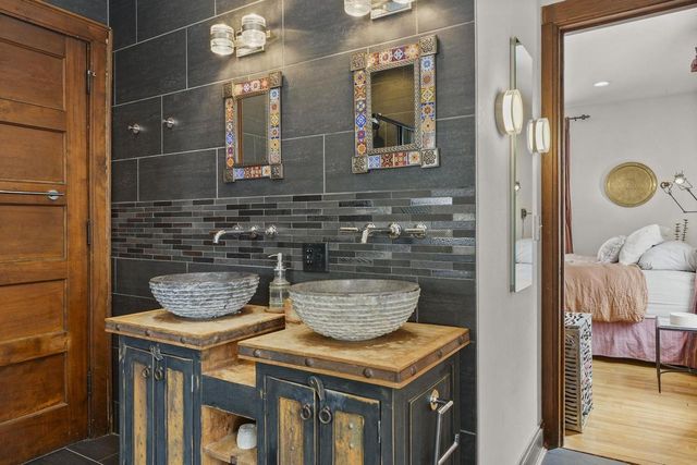 318 W Lakeside Street, Madison, WI 53715