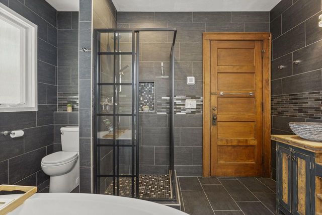 318 W Lakeside Street, Madison, WI 53715