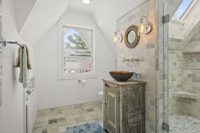 318 W Lakeside Street, Madison, WI 53715