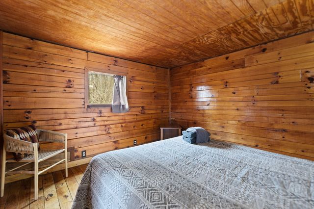 99 Debbie Lane, Slade, KY 40376