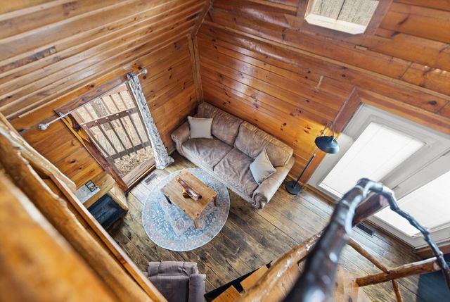 99 Debbie Lane, Slade, KY 40376