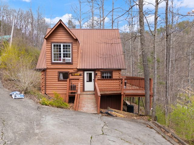 99 Debbie Lane, Slade, KY 40376