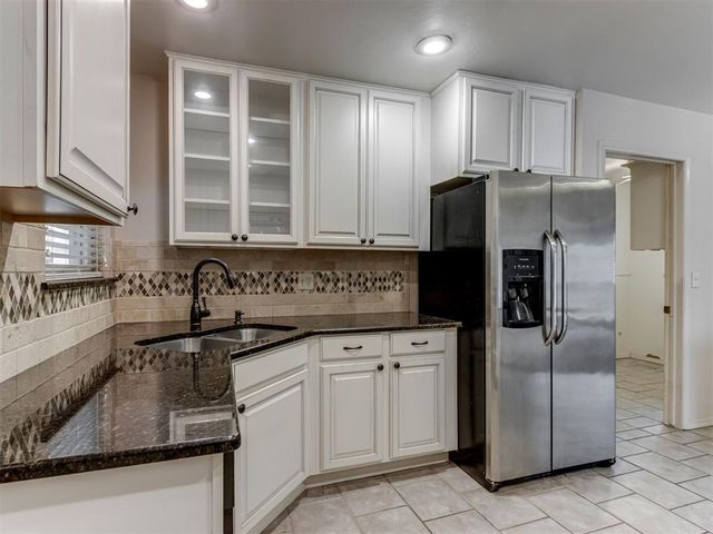 5705 NW 60th Street, Warr Acres, OK 73122