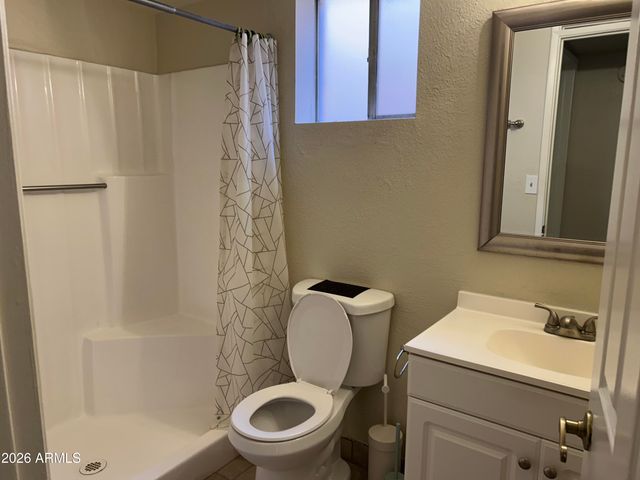925 E BERYL Avenue, Phoenix, AZ 85020