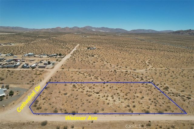 1 Cathedral Drive, Apple Valley, CA 92307