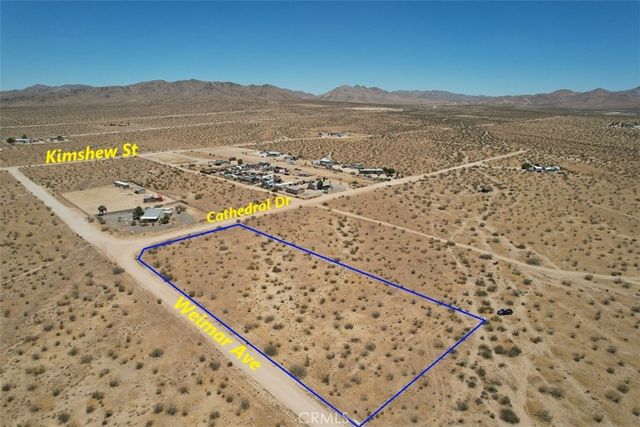 1 Cathedral Drive, Apple Valley, CA 92307