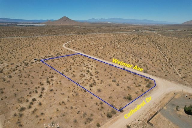 1 Cathedral Drive, Apple Valley, CA 92307