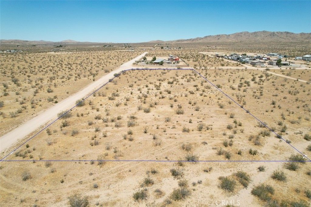 1 Cathedral Drive, Apple Valley, CA 92307