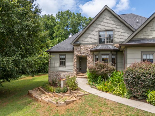 60 Bridge Lane, Tryon, NC 28782