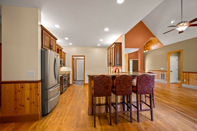 60 Bridge Lane, Tryon, NC 28782