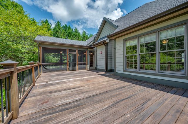 60 Bridge Lane, Tryon, NC 28782