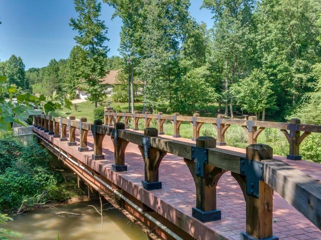 60 Bridge Lane, Tryon, NC 28782
