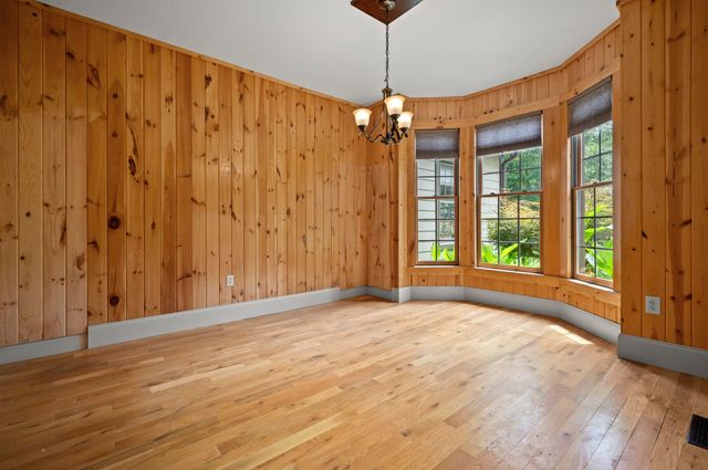 60 Bridge Lane, Tryon, NC 28782