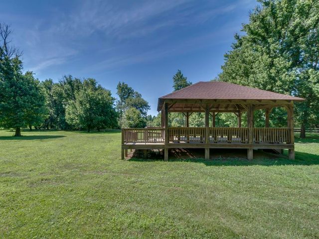 60 Bridge Lane, Tryon, NC 28782