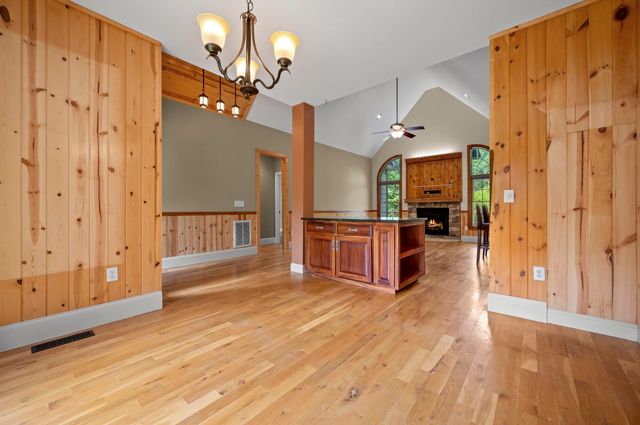 60 Bridge Lane, Tryon, NC 28782