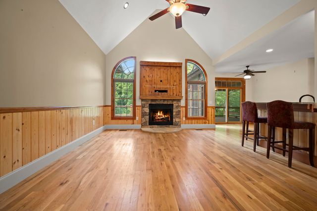 60 Bridge Lane, Tryon, NC 28782