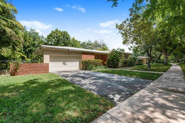 6315 Castaneda St, Coral Gables, FL 33146