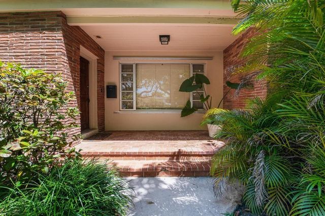6315 Castaneda St, Coral Gables, FL 33146