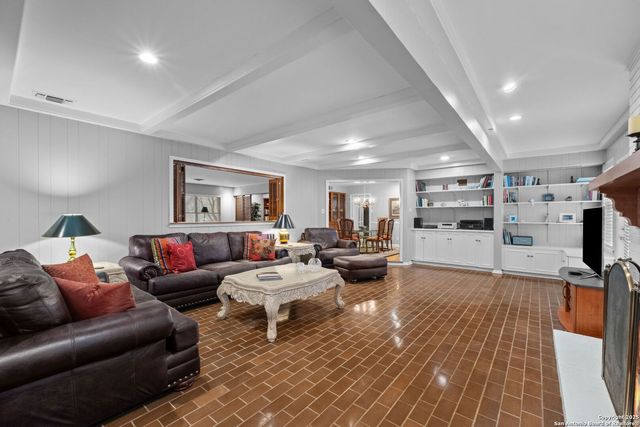 3202 Candlewood, San Antonio, TX 78217