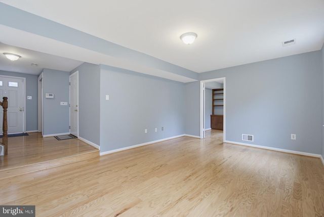6214 RESTING SEA, Columbia, MD 21044