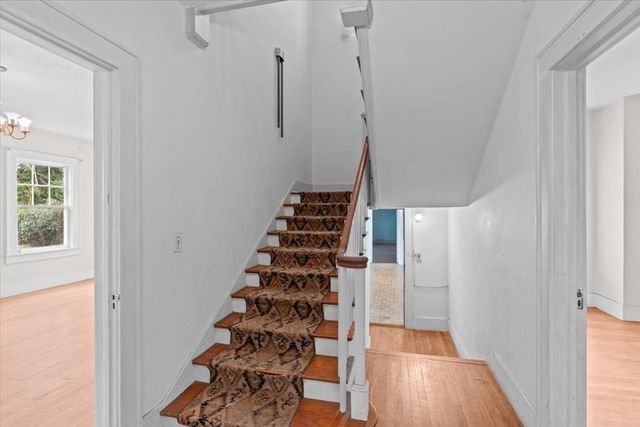 300 W Burch Street, Hartford, AL 36344