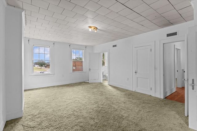 300 W Burch Street, Hartford, AL 36344