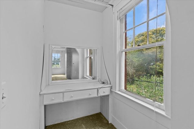 300 W Burch Street, Hartford, AL 36344