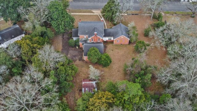 300 W Burch Street, Hartford, AL 36344