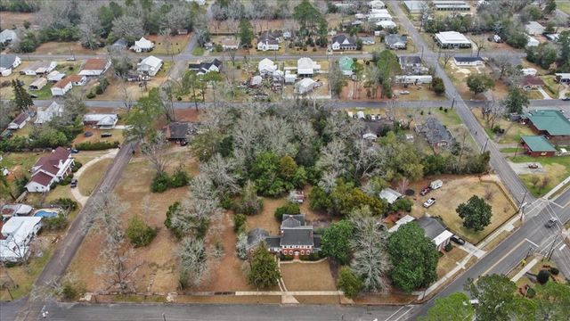 300 W Burch Street, Hartford, AL 36344