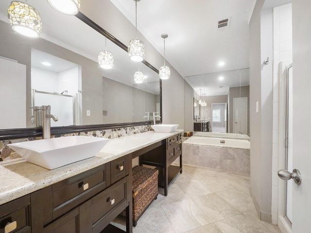 6000 Reims Road 2205, Houston, TX 77036