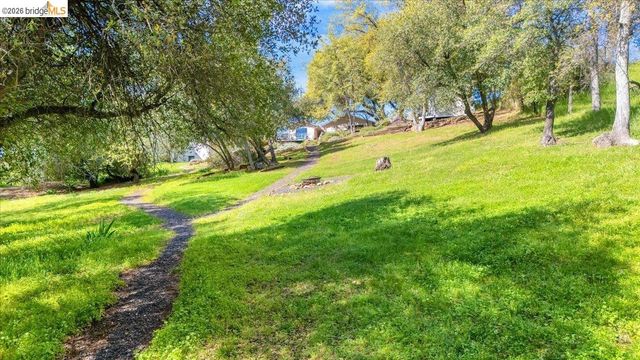 20235 Sommette Dr, Sonora, CA 95370