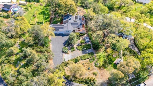 20235 Sommette Dr, Sonora, CA 95370