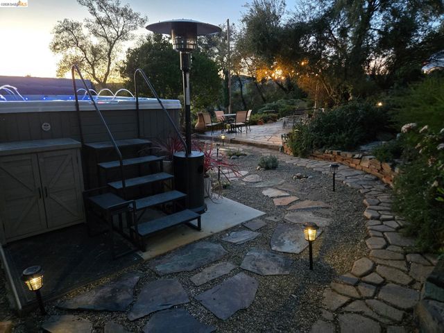 20235 Sommette Dr, Sonora, CA 95370