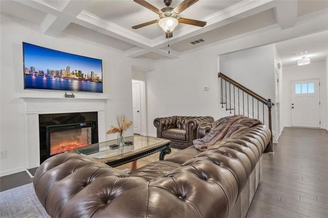 1563 BUTTERNUT Cove, Stone Mountain, GA 30083