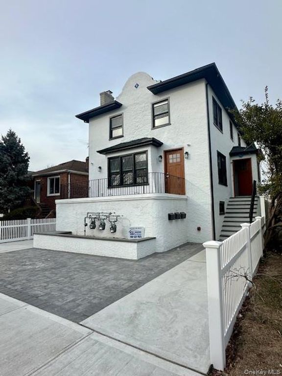 361 E Olive Street, Long Beach, NY 11561