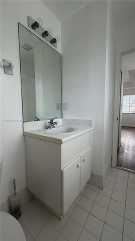 4435 SW 160th Ave 214, Miramar, FL 33027