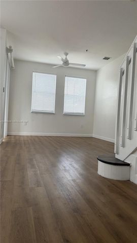 4435 SW 160th Ave 214, Miramar, FL 33027