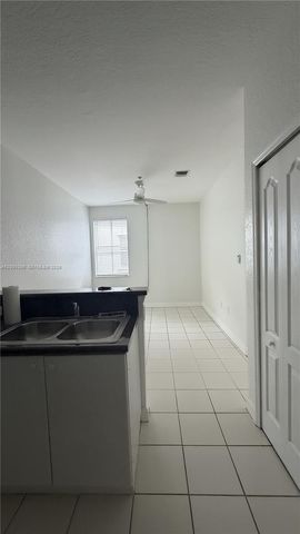 4435 SW 160th Ave 214, Miramar, FL 33027