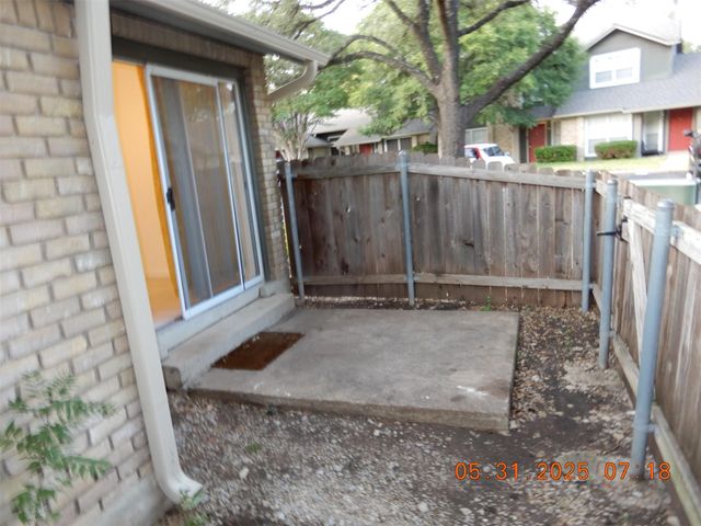 1015 E Yager LN 77, Austin, TX 78753